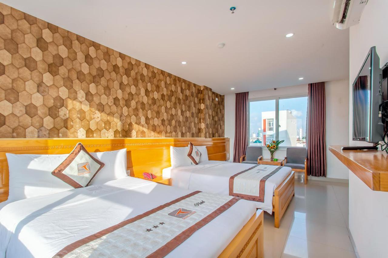 Quoc Thien Hotel Da Nang Esterno foto
